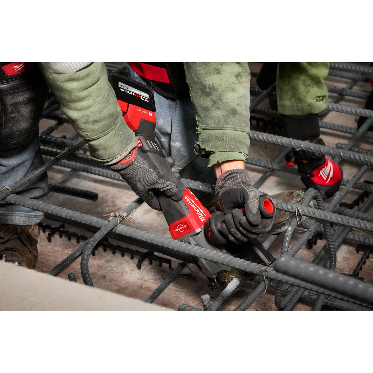 (PRESALE) M18 FUEL™ #10 (1-1/4") Rebar Cutter (3675-20)